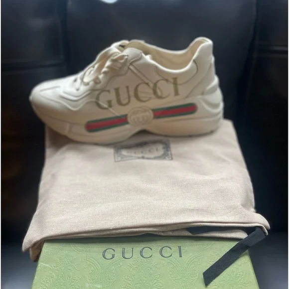 Authentic GUCCI SHOES just been sitting in my closet for about two years How can I fix these Gucci soles which I main image 2